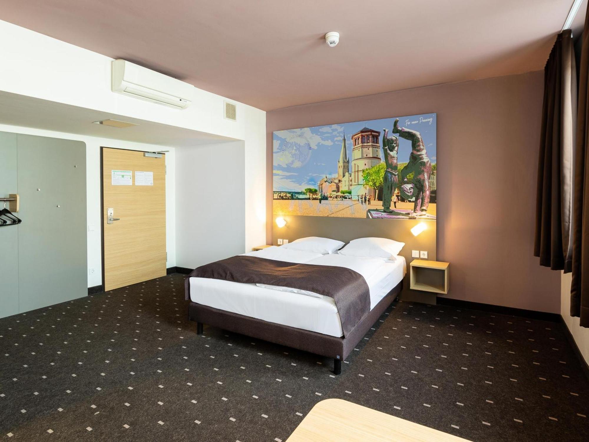 B&B Hotel Duesseldorf-Mitte 外观 照片