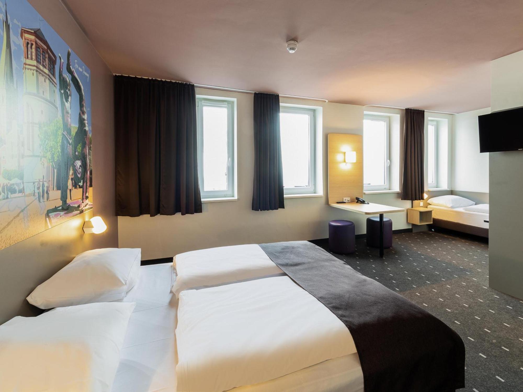 B&B Hotel Duesseldorf-Mitte 外观 照片
